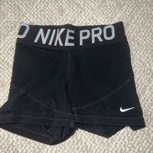 black nike pros - nike